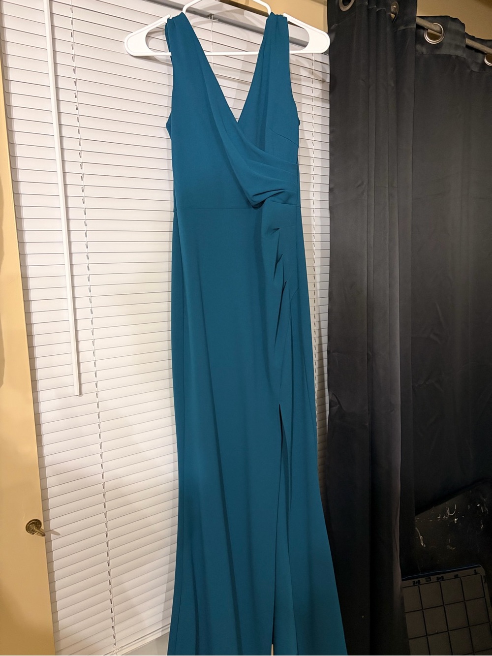 Teal V-Neck Sleeveless Evening Dress